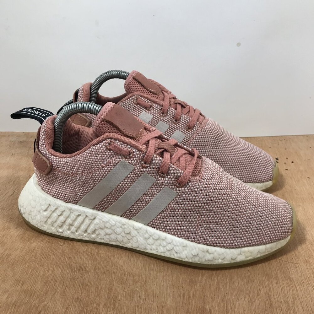 Adidas NMD R2 Women Size 7.5 CQ2007 Pink Running Shoes Sneakers